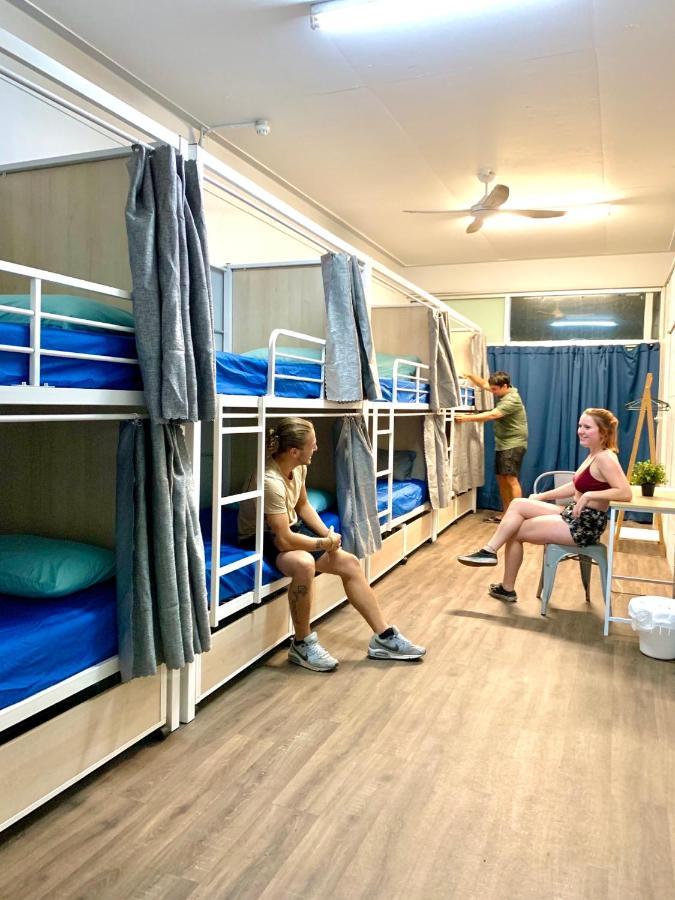 Mumma's Hostel Cairns Buitenkant foto