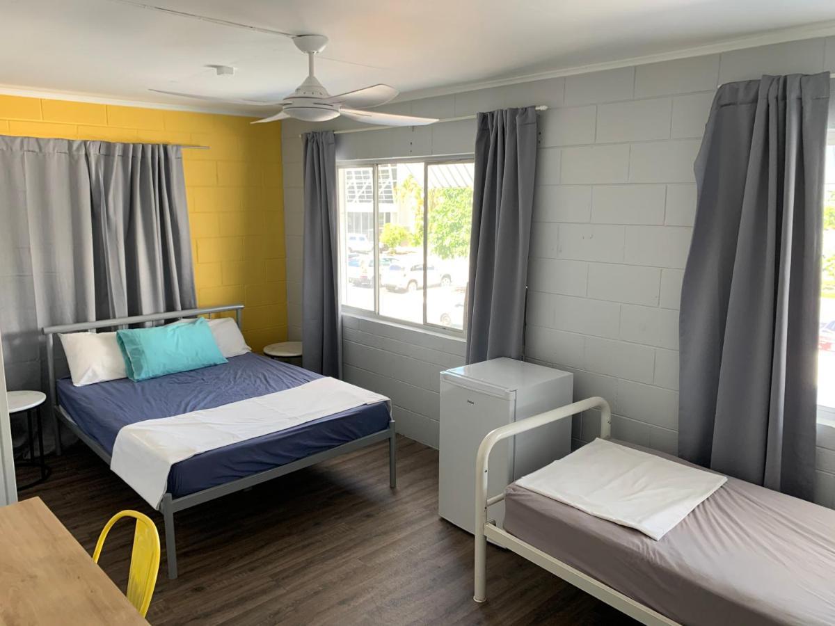 Mumma's Hostel Cairns Buitenkant foto